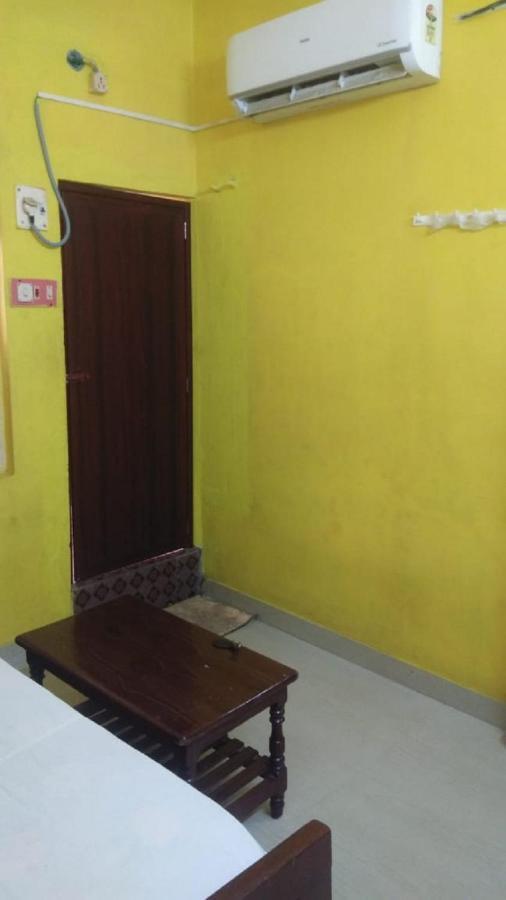 Family Guest House Near Bus-Stand Pondicherry Exterior photo